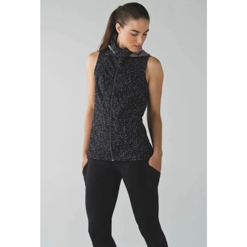 LULULEMON Go The Distance Hooded Vest Butterfly Texture Mink Berry Black Size 6
